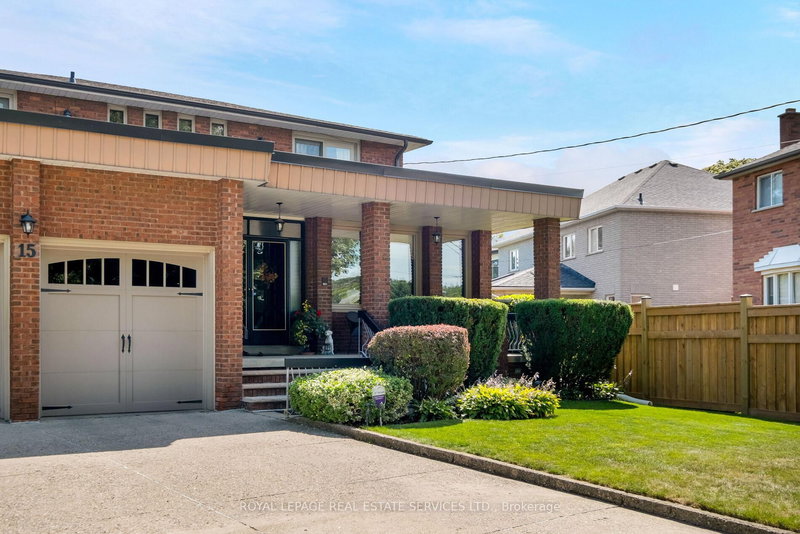15 Westroyal Rd, Toronto, M9P 2C4 | Image 3