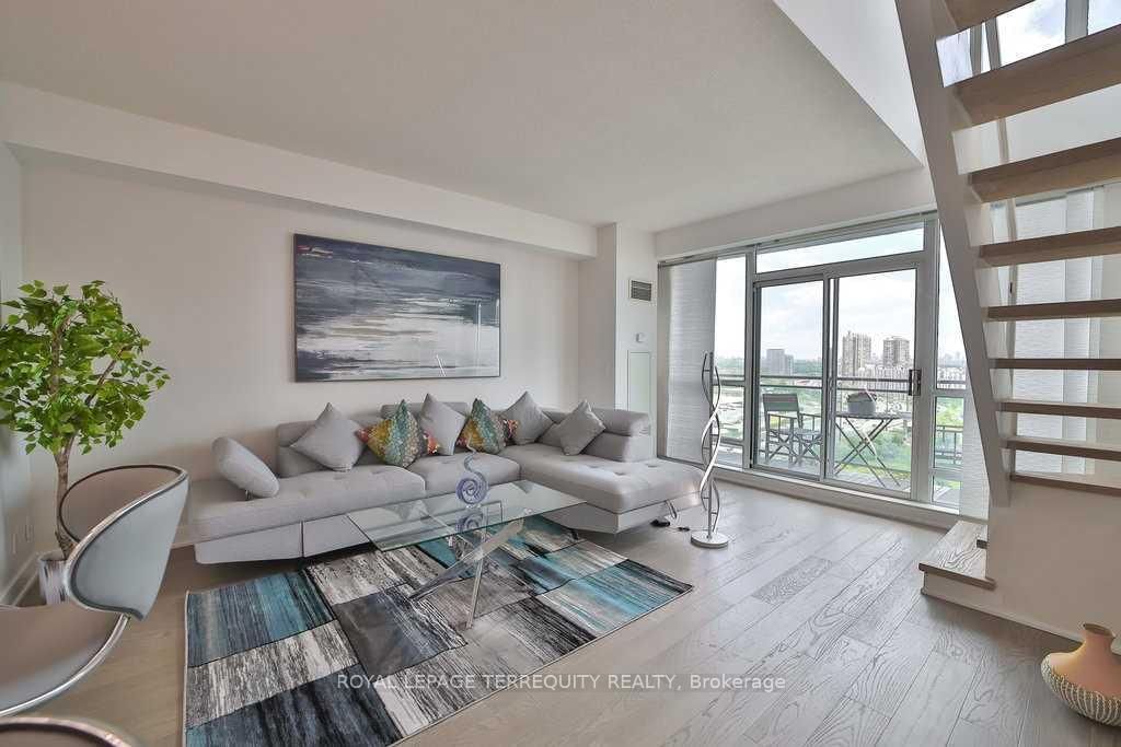 185 Legion Road N, Unit Ph06 - Photo 14