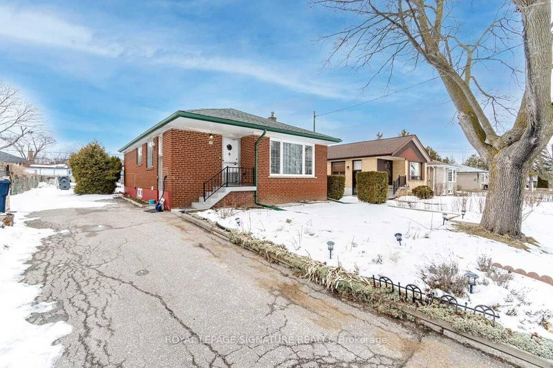 1 - 30 Gunton Dr, Toronto, M9W 3H2 | Image 3