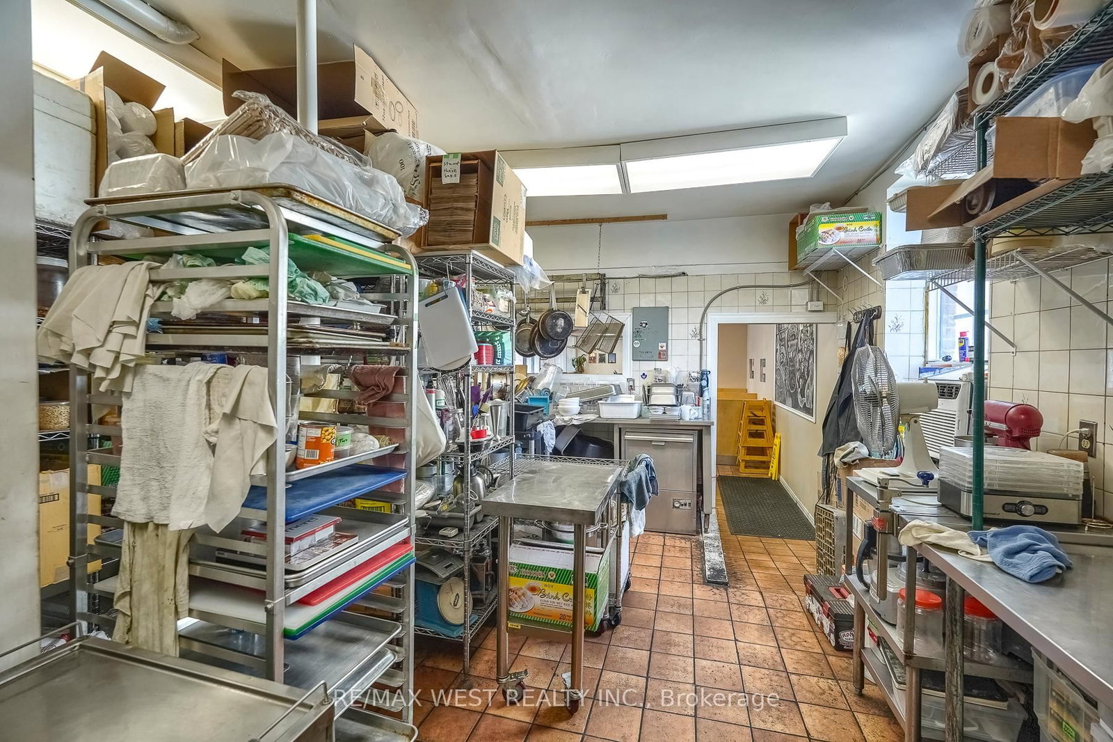 369 Keele Street - Photo 24