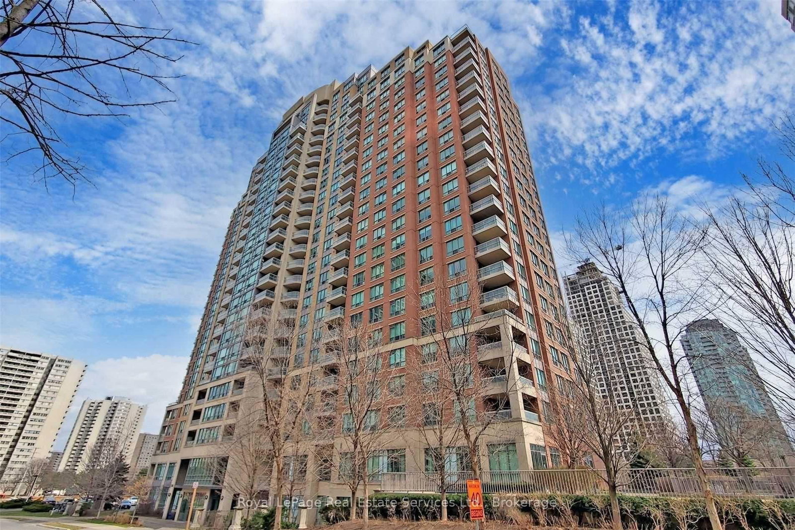 156 Enfield Place, Unit 1709