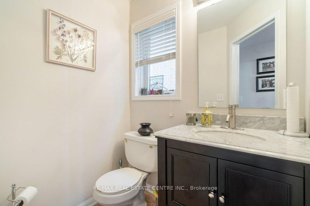 Detached House for sale at 673 Armstrong Boulevard, Milton, Ontario, L9T 0H4 - Beaty - MLS: W13000386