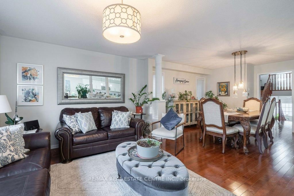 Detached House for sale at 673 Armstrong Boulevard, Milton, Ontario, L9T 0H4 - Beaty - MLS: W13000386