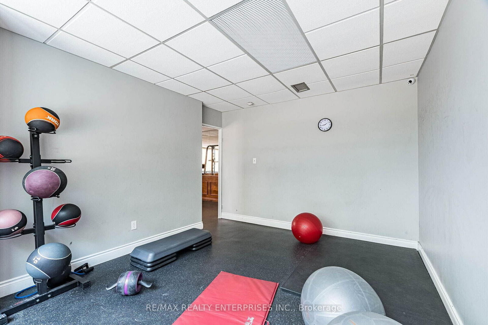 50 Elm Drive E, Unit 605 - Photo 36