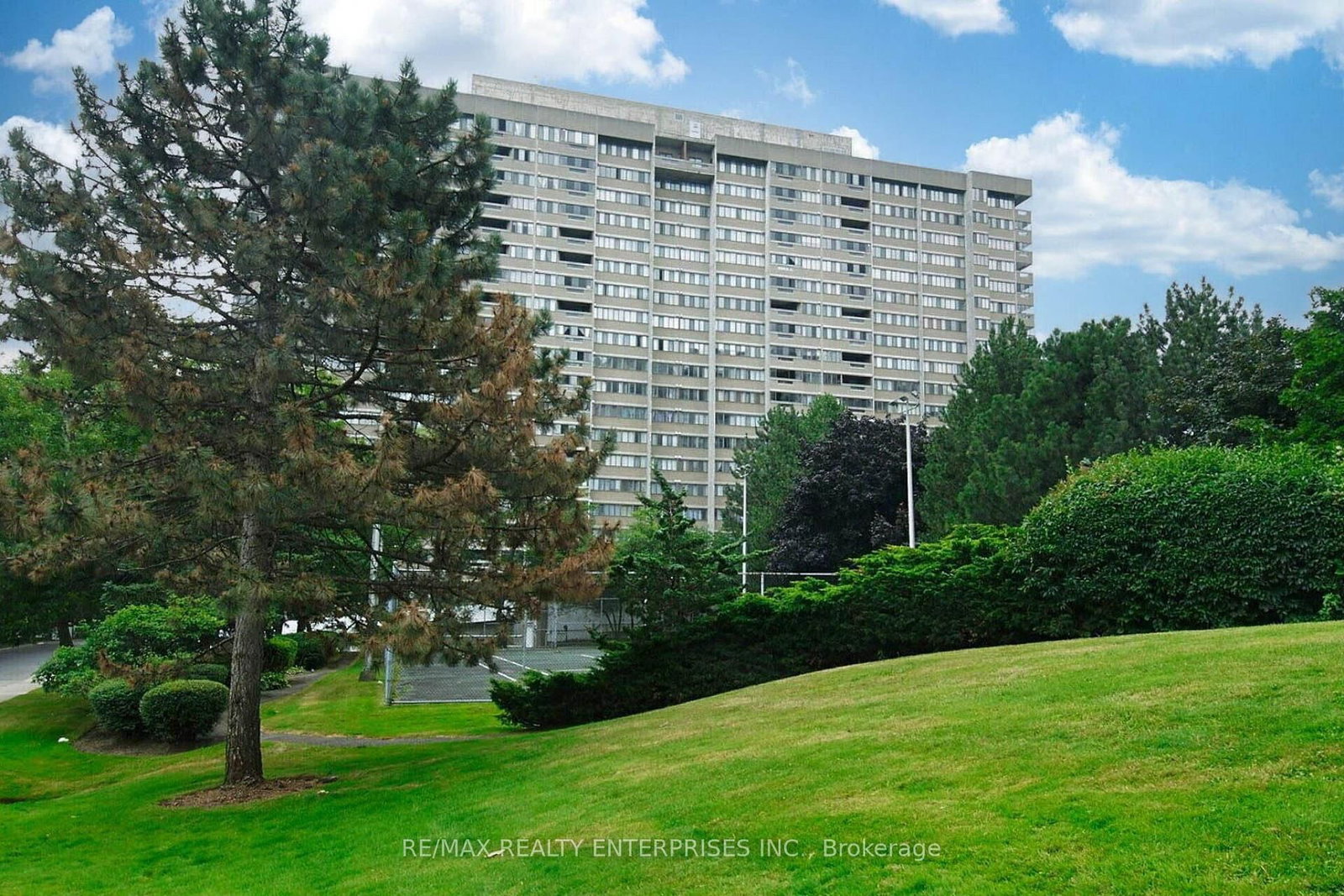 50 Elm Drive E, Unit 605 - Photo 38