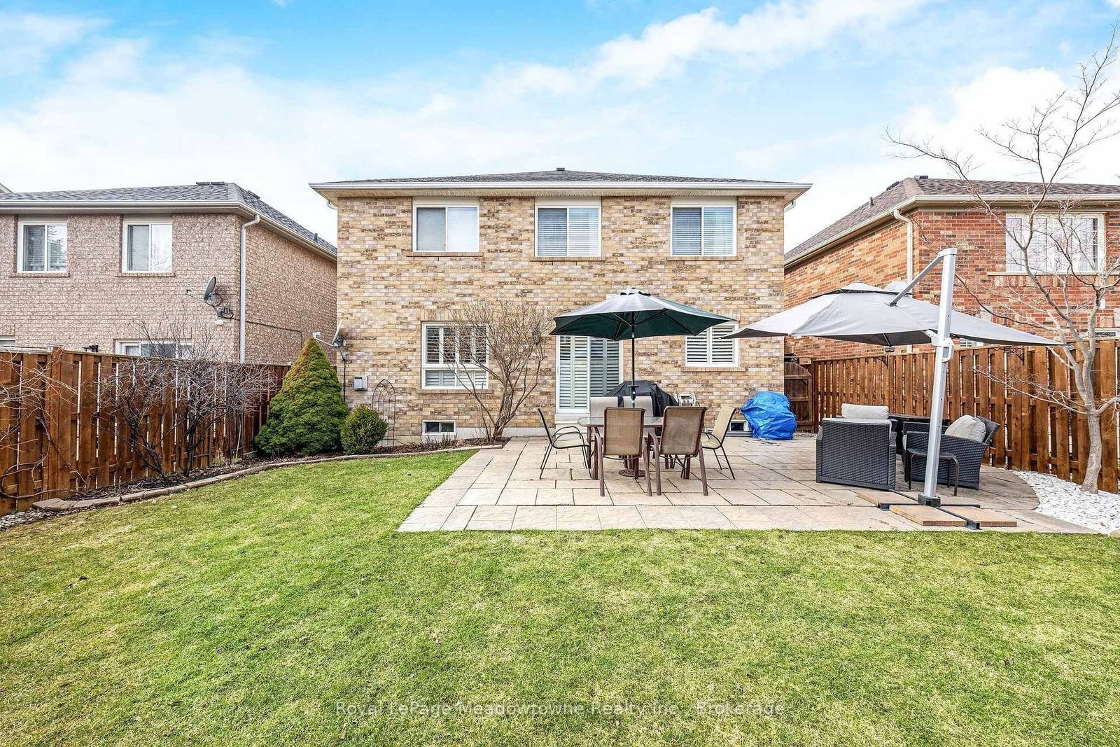 Detached House for sale at 487 Hartley Boulevard, Milton, Ontario, L9T 6K9 - Clarke - MLS: W13000418