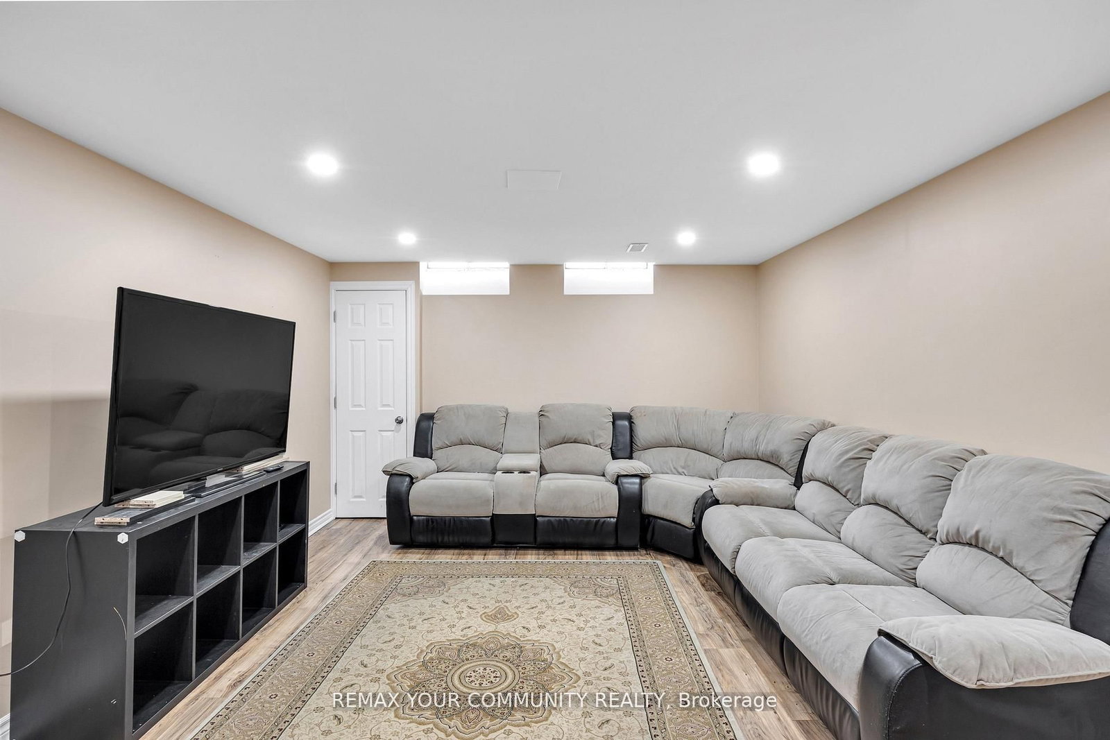 Detached House for sale at 22 MADELAINE Crescent, Brampton, Ontario, L6S 2Y9 - Central Park - MLS: W13000486