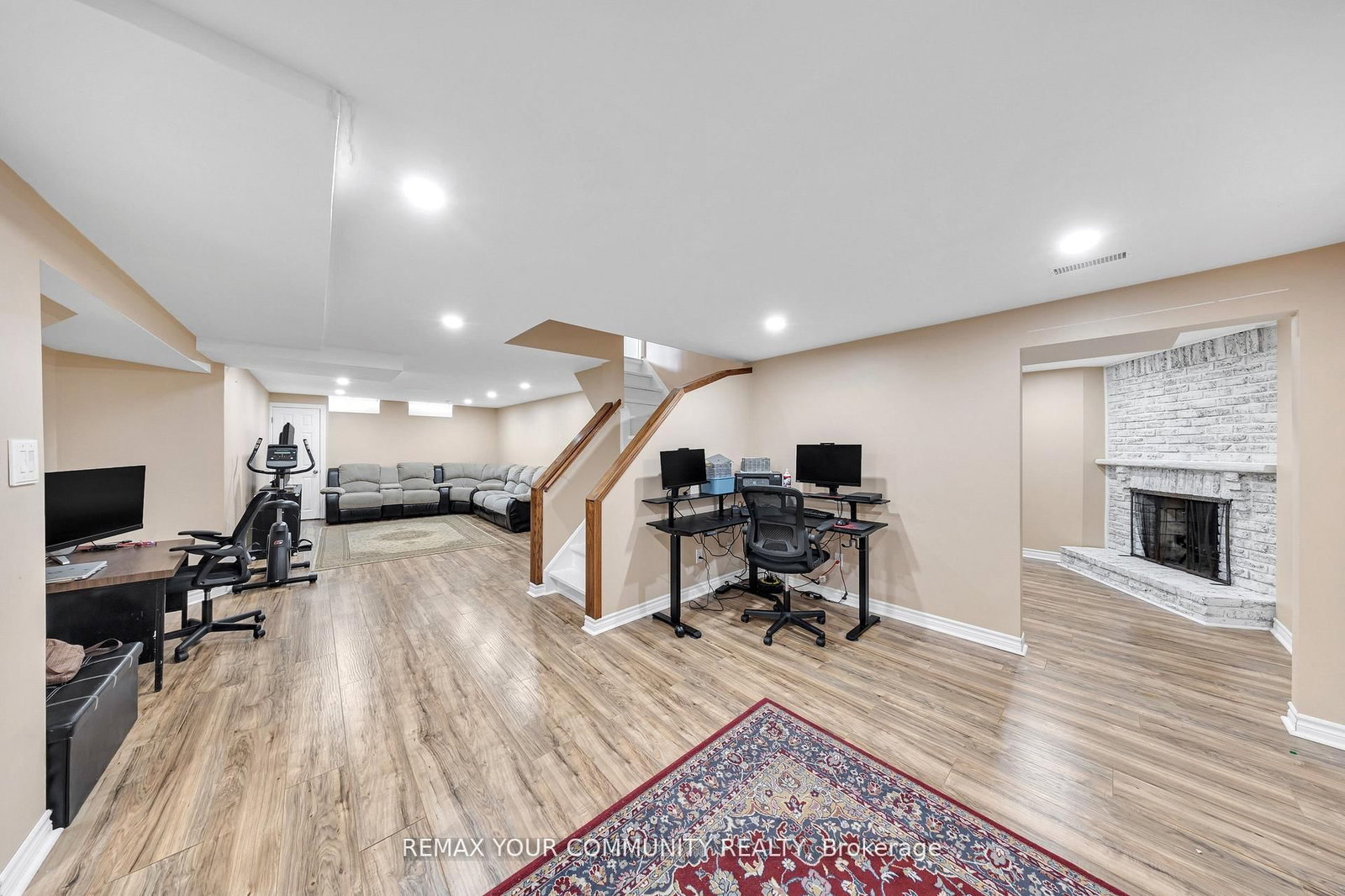 Detached House for sale at 22 MADELAINE Crescent, Brampton, Ontario, L6S 2Y9 - Central Park - MLS: W13000486