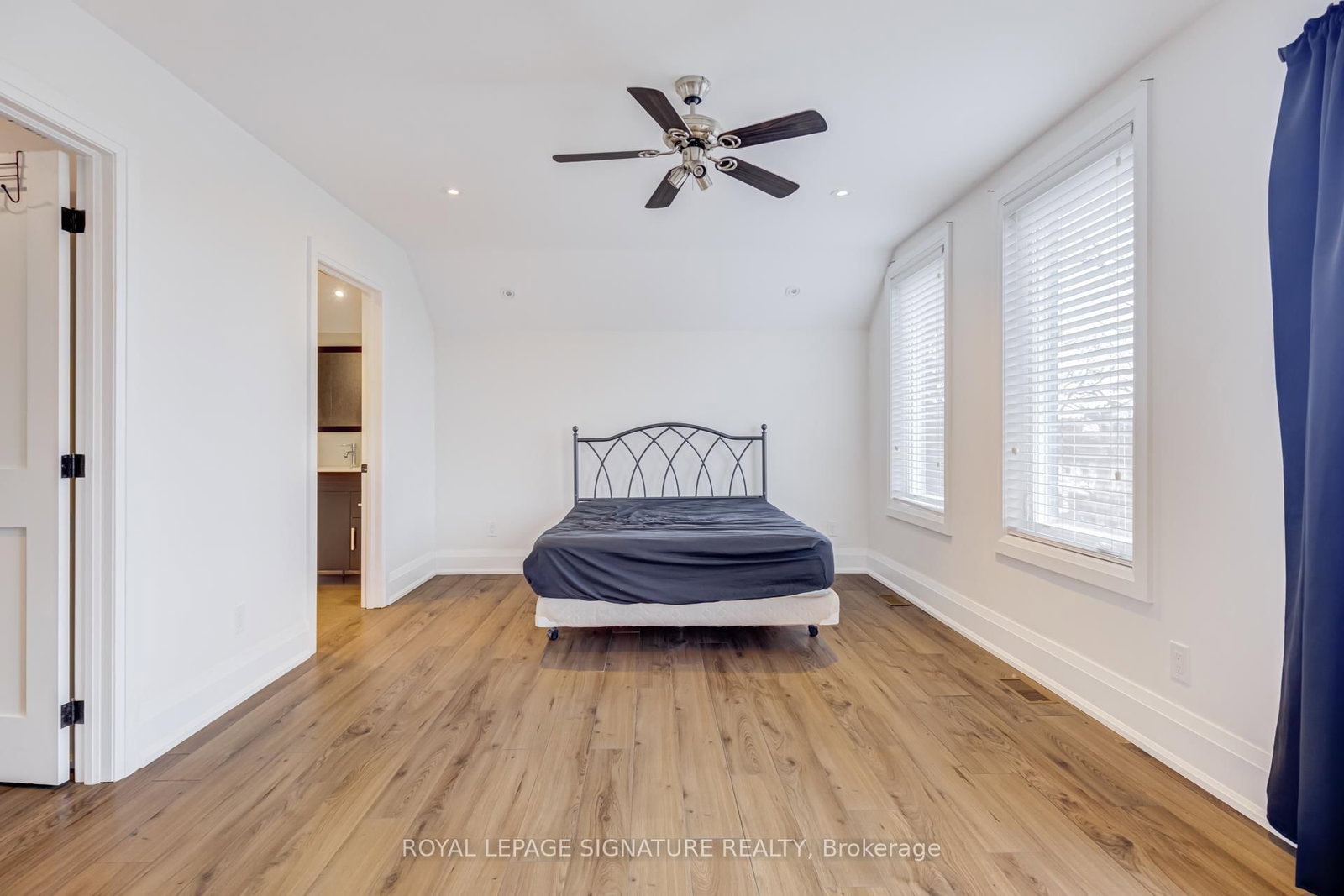 14 Rotherham Avenue, Unit Upper 2 Levels - Photo 14