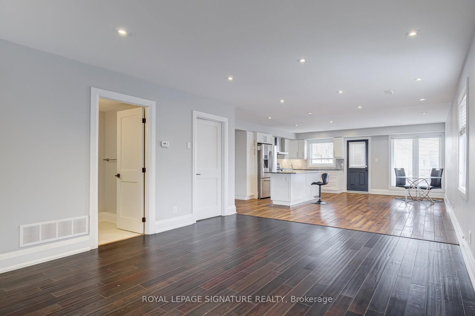 14 Rotherham Avenue, Unit Upper 2 Levels - Photo 2