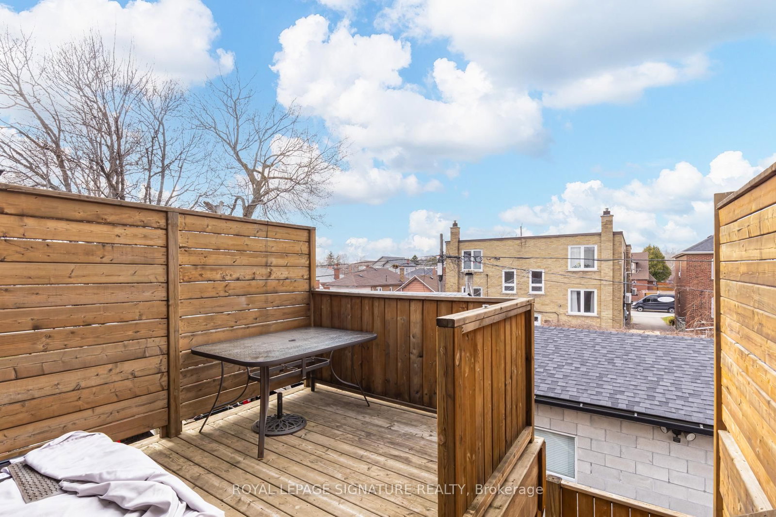 14 Rotherham Avenue, Unit Upper 2 Levels - Photo 24