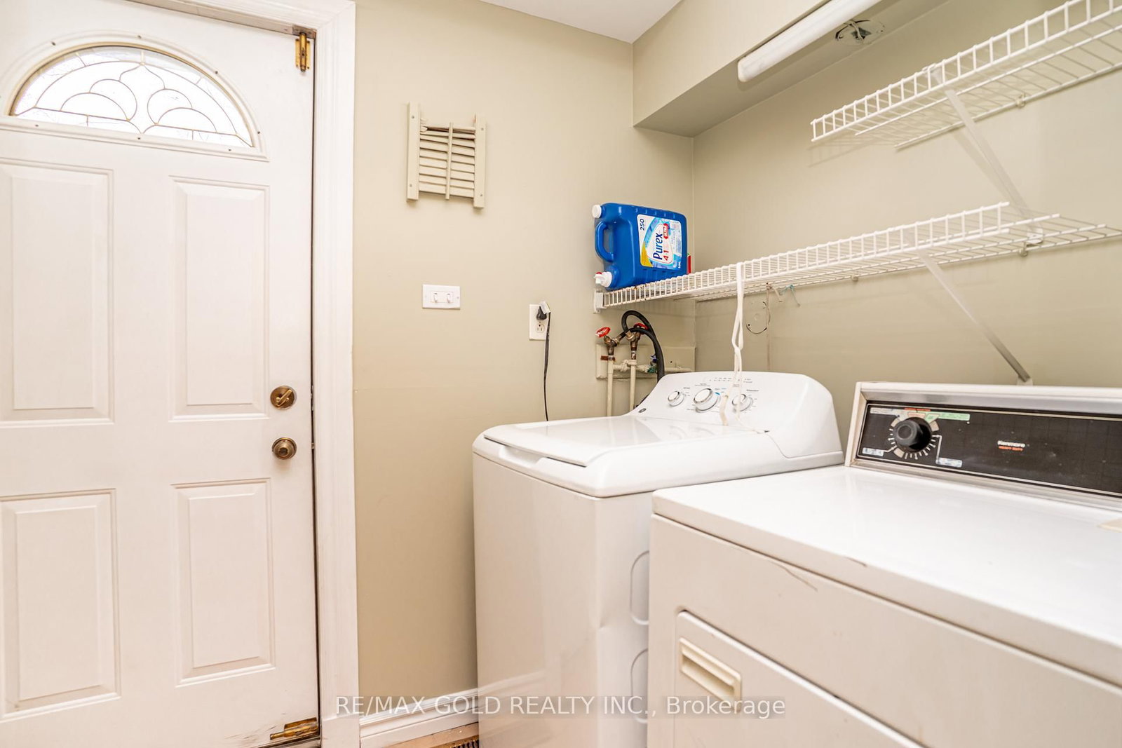 Detached House for sale at 16 Donalda Place, Brampton, Ontario, L6T 1S4 - Southgate - MLS: W13000522