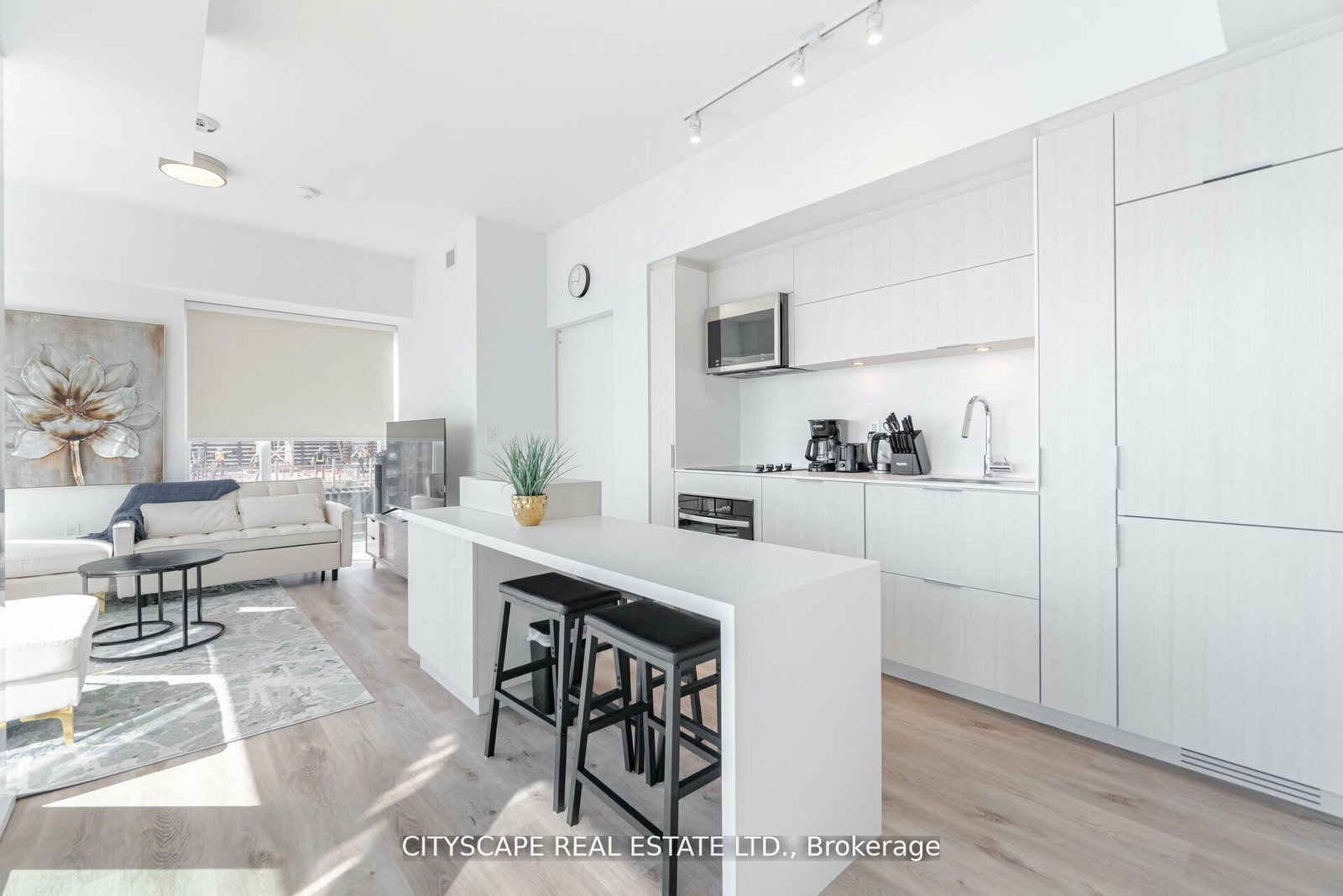 370 Martha Street S, Unit 1907 - Photo 11