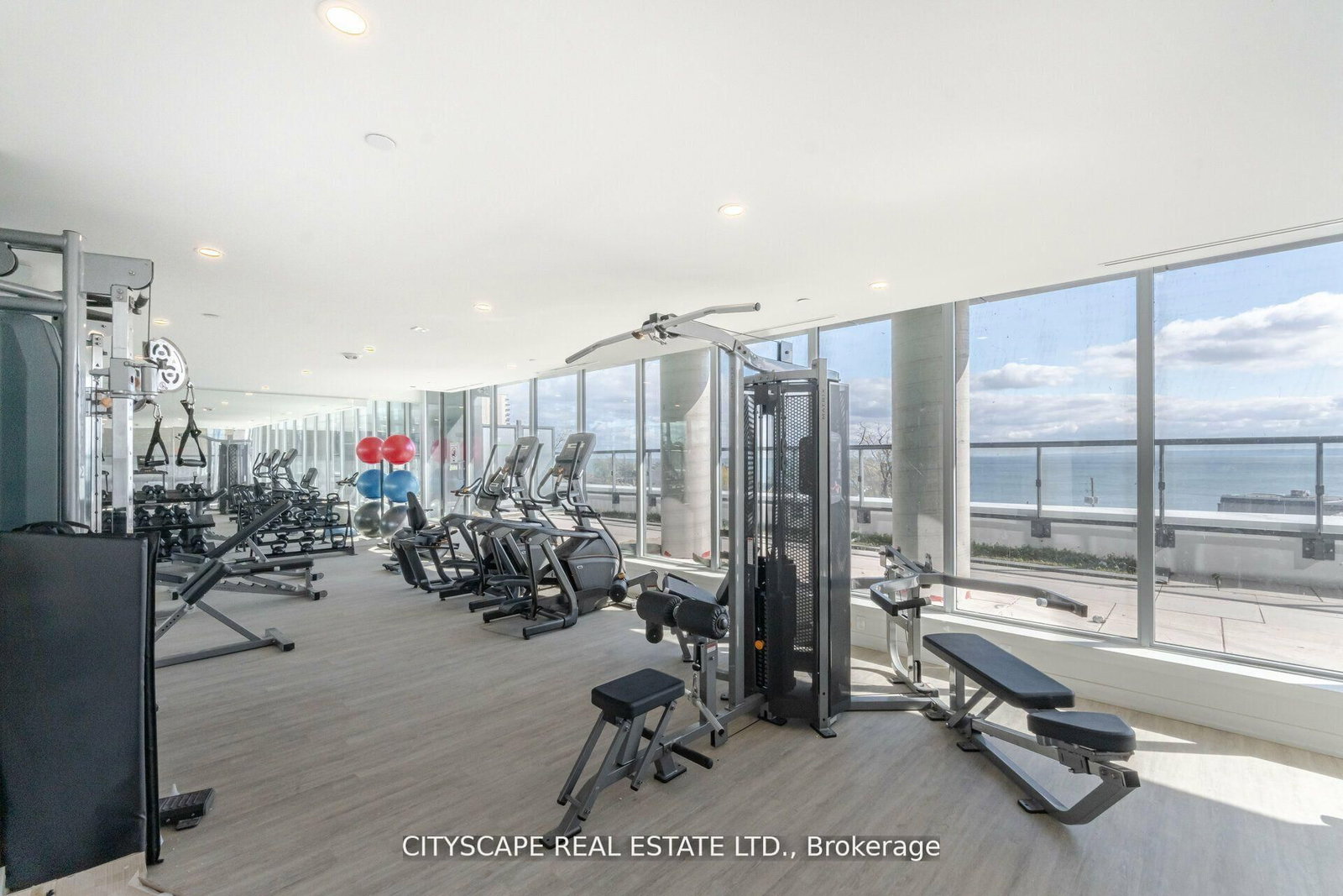 370 Martha Street S, Unit 1907 - Photo 35