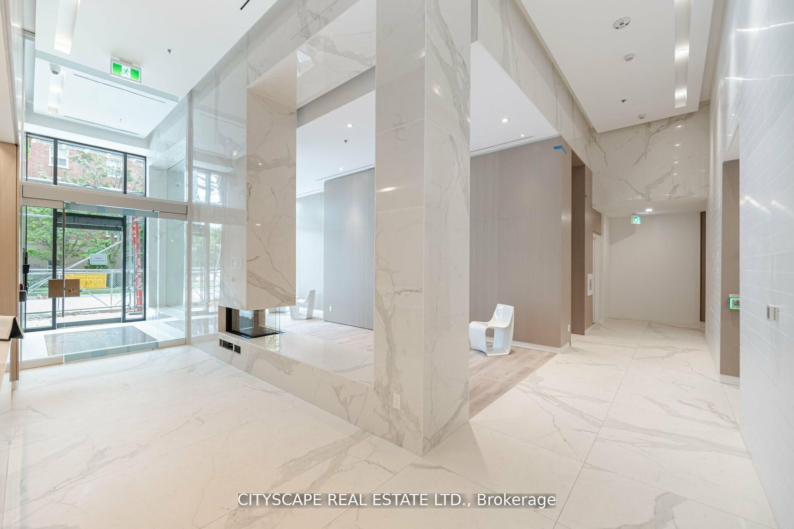 370 Martha Street S, Unit 1907 - Photo 4