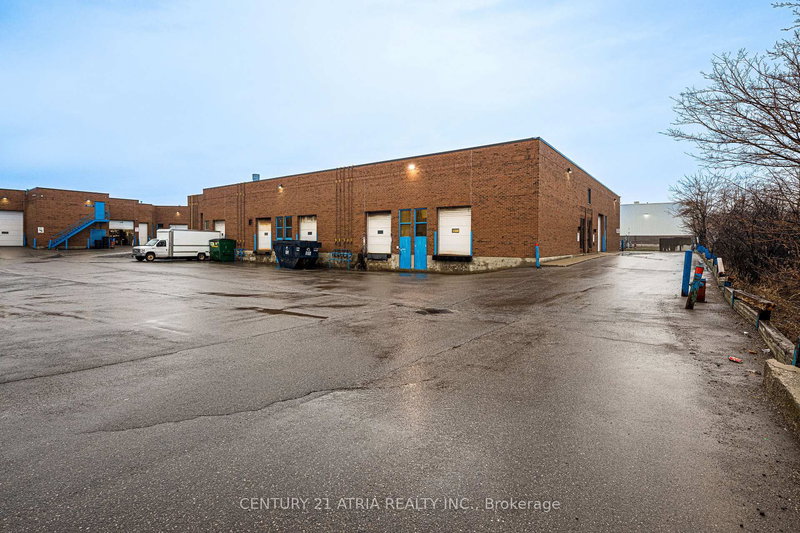 25-30 - 5775 Atlantic Dr, Mississauga, L4W 4P3 | Image 3