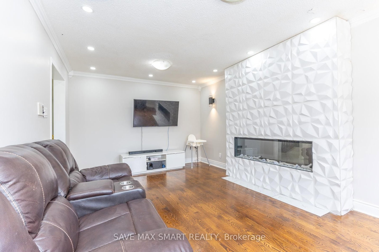 Detached House for sale at 46 Canarvan Court, Brampton, Ontario, L6Y 4N1 - Fletcher's Creek South - MLS: W13000668