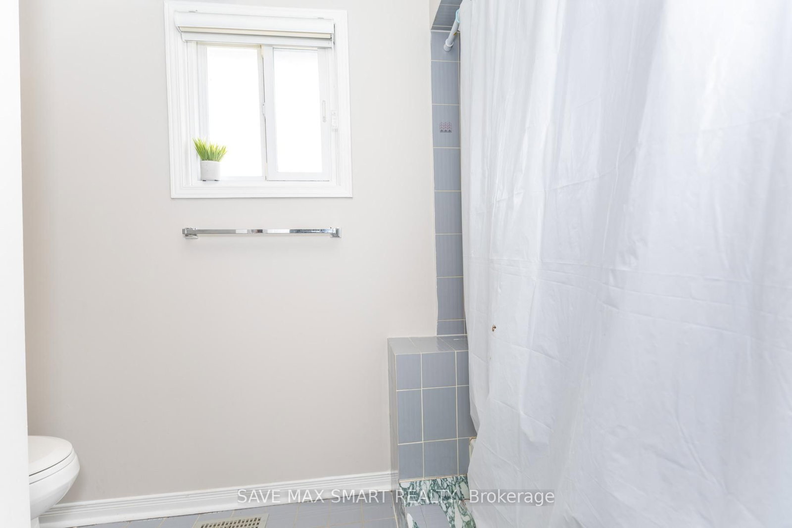 Detached House for sale at 46 Canarvan Court, Brampton, Ontario, L6Y 4N1 - Fletcher's Creek South - MLS: W13000668