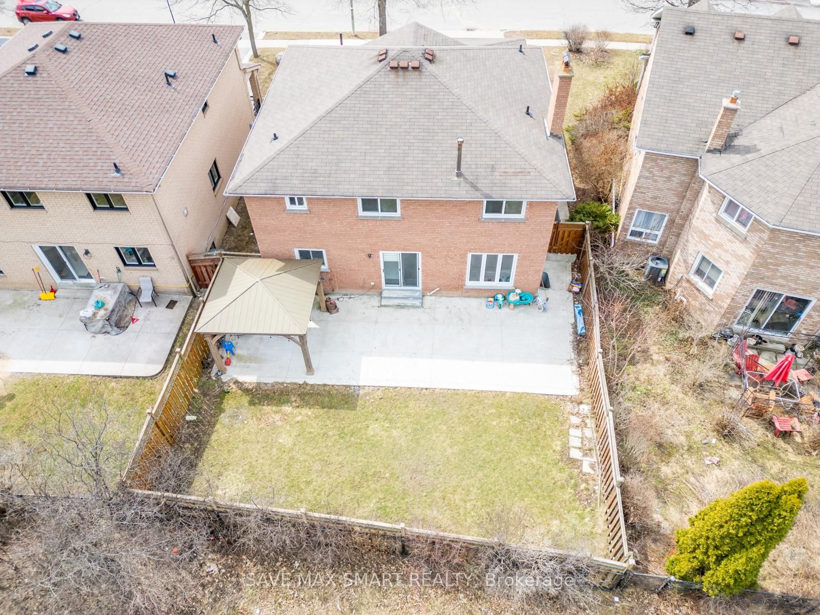 Detached House for sale at 46 Canarvan Court, Brampton, Ontario, L6Y 4N1 - Fletcher's Creek South - MLS: W13000668