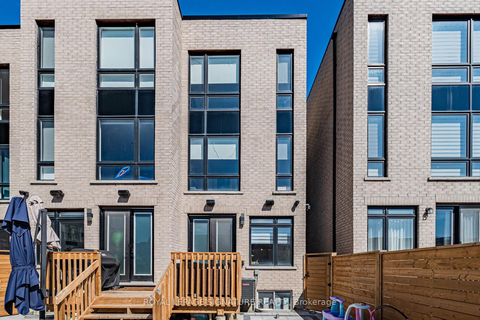 204 McRoberts Avenue - Photo 37