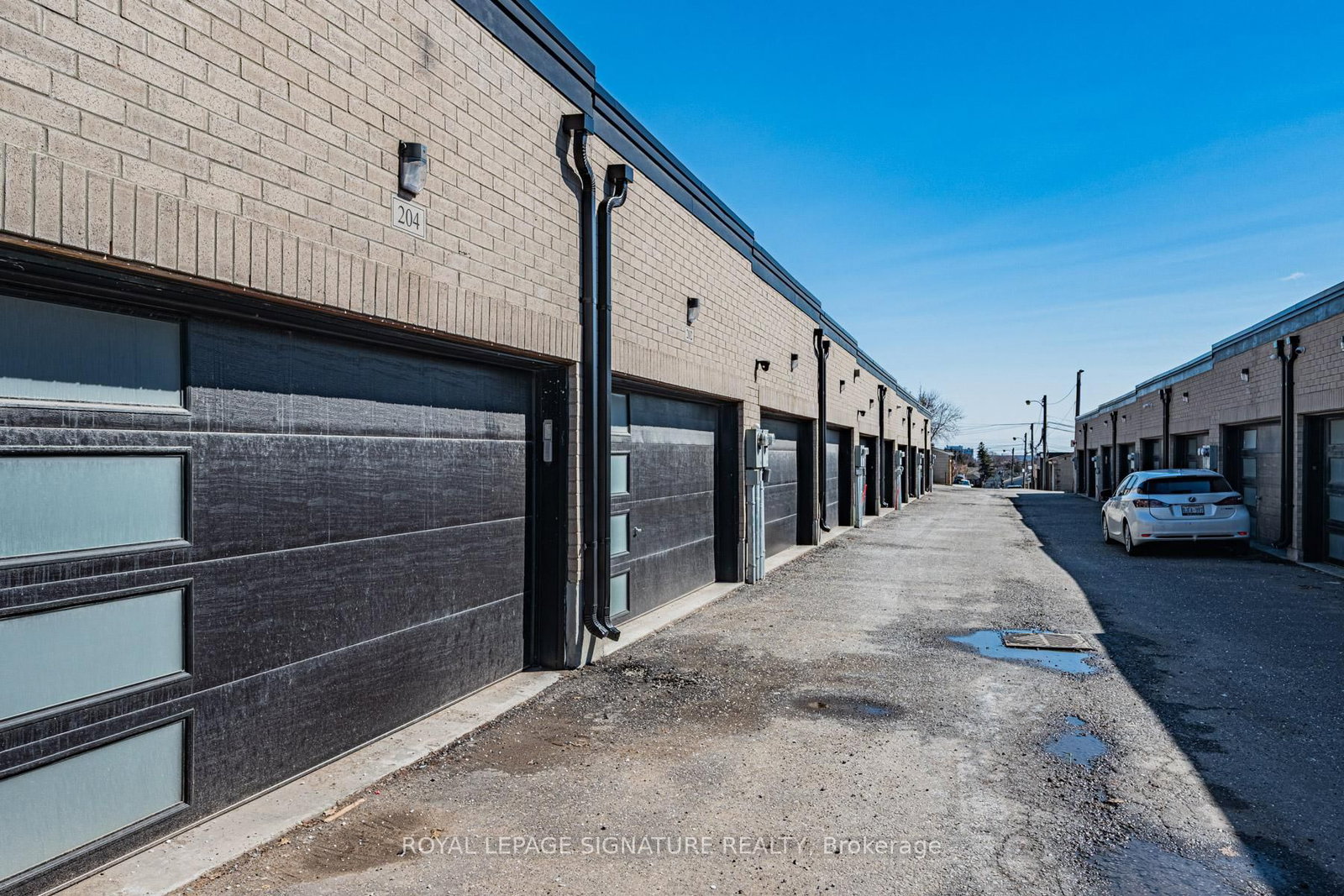 204 McRoberts Avenue - Photo 38