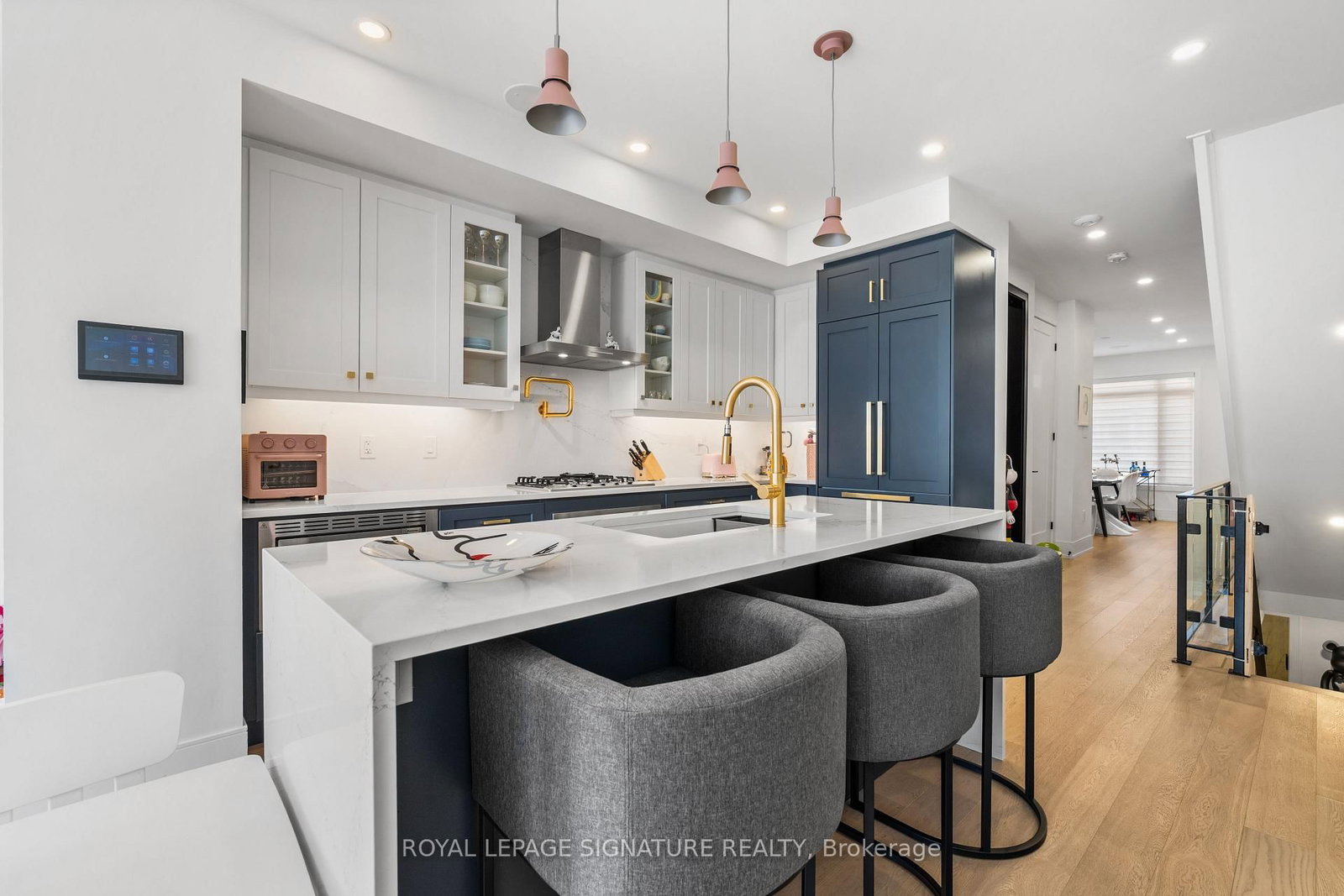 204 McRoberts Avenue - Photo 9