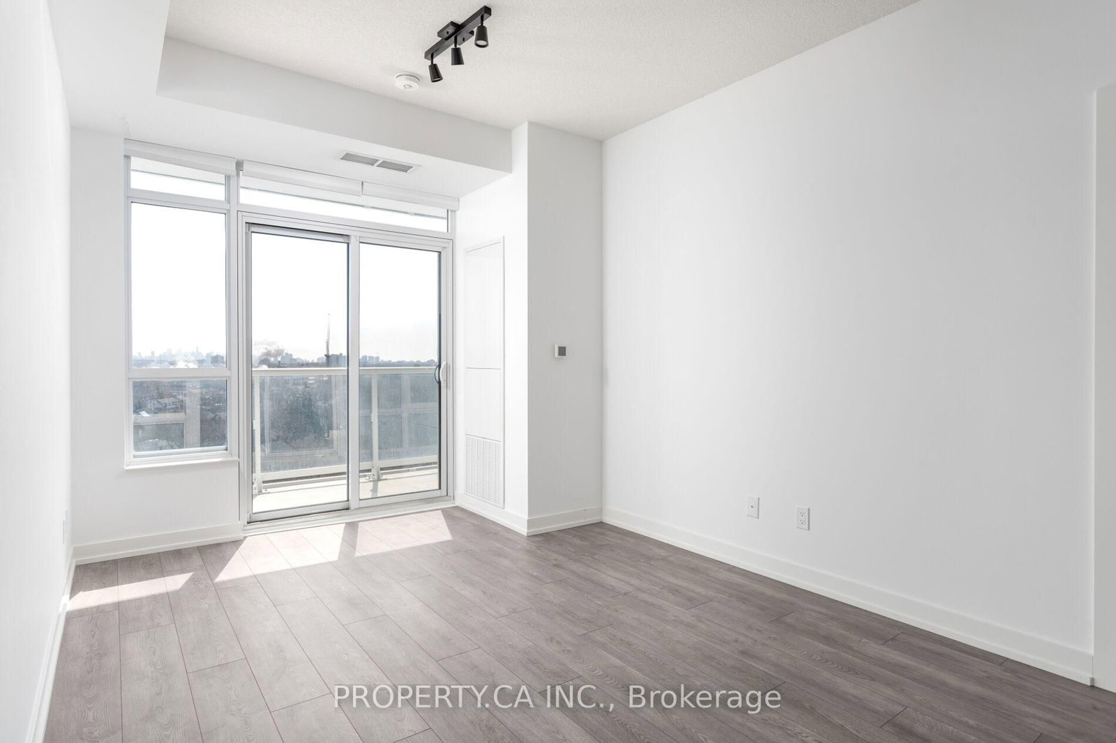 Condo for sale at 1102-10 Wilby Crescent, Toronto, Ontario, M9N 0B6 - Weston - MLS: W13000882