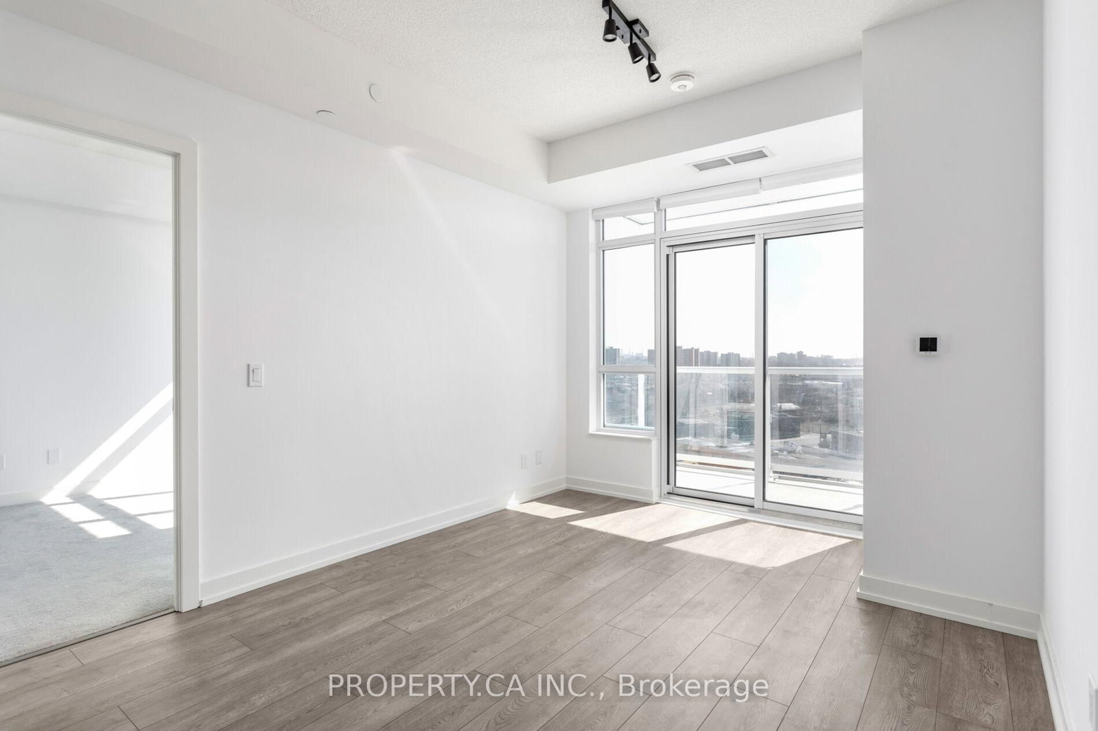 Condo for sale at 1102-10 Wilby Crescent, Toronto, Ontario, M9N 0B6 - Weston - MLS: W13000882