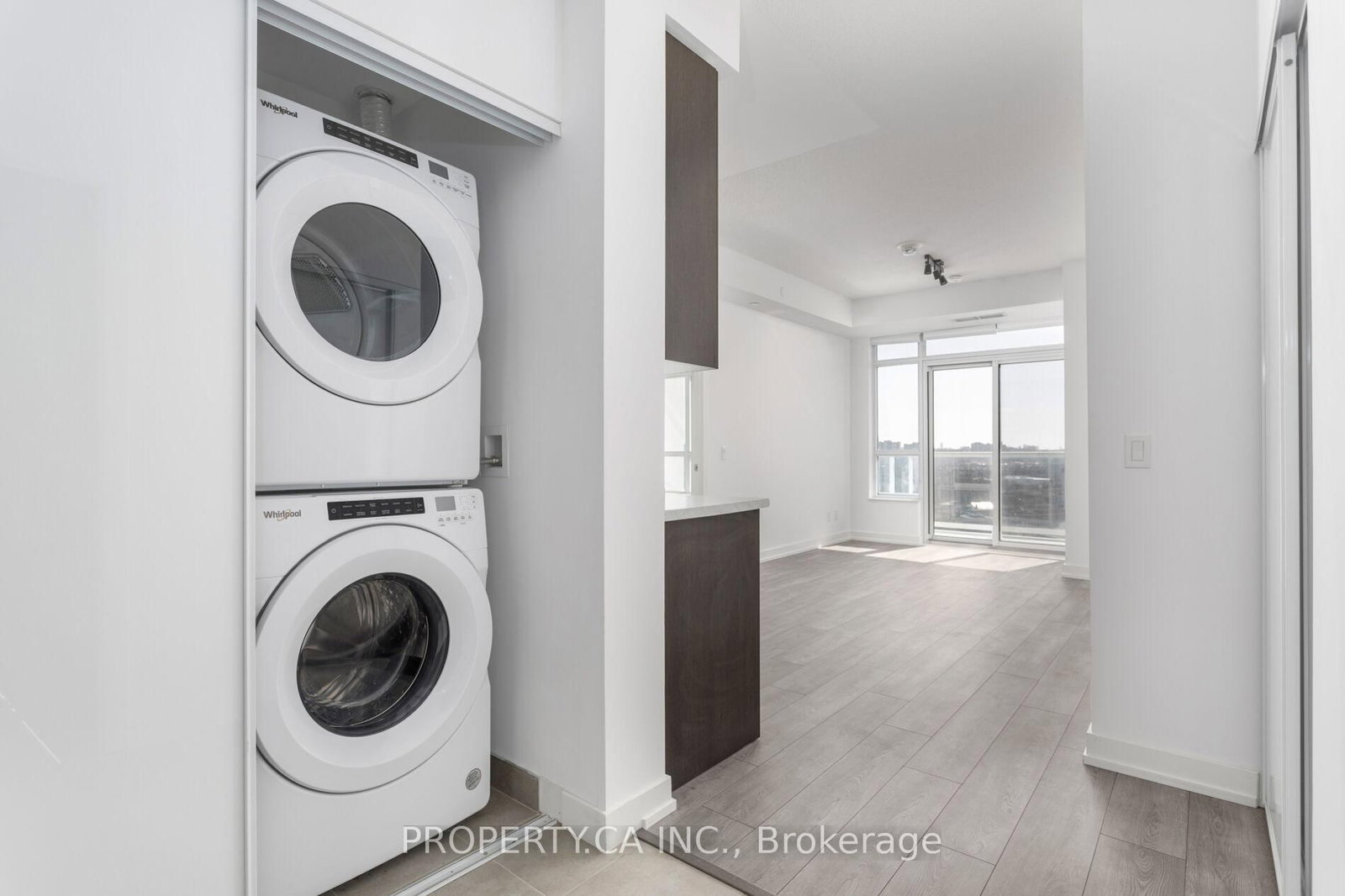 Condo for sale at 1102-10 Wilby Crescent, Toronto, Ontario, M9N 0B6 - Weston - MLS: W13000882