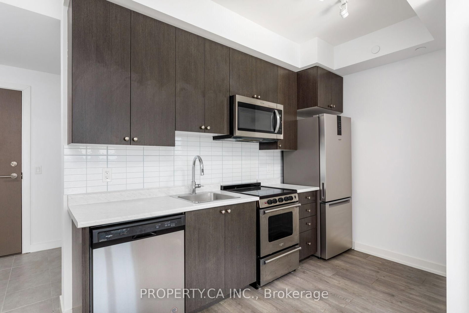 Condo for sale at 1102-10 Wilby Crescent, Toronto, Ontario, M9N 0B6 - Weston - MLS: W13000882