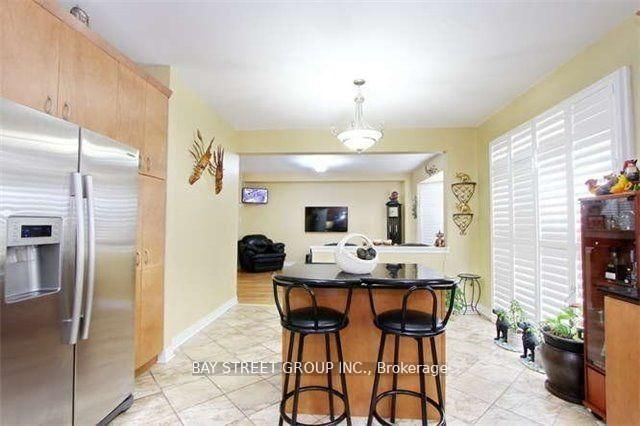 6 Everingham Circle - Photo 12