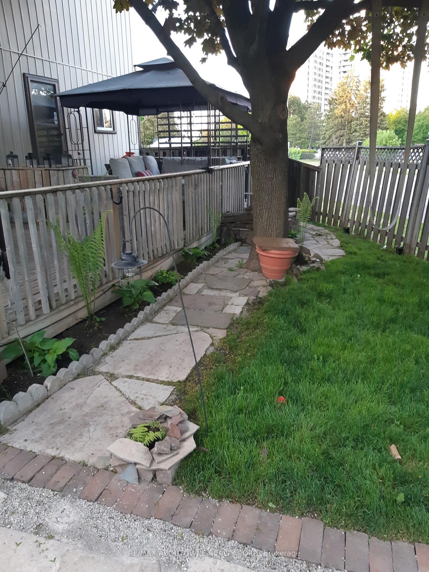 Detached House for sale at 85 Huntingwood Crescent, Brampton, Ontario, L6S 1S5 - Central Park - MLS: W13000970