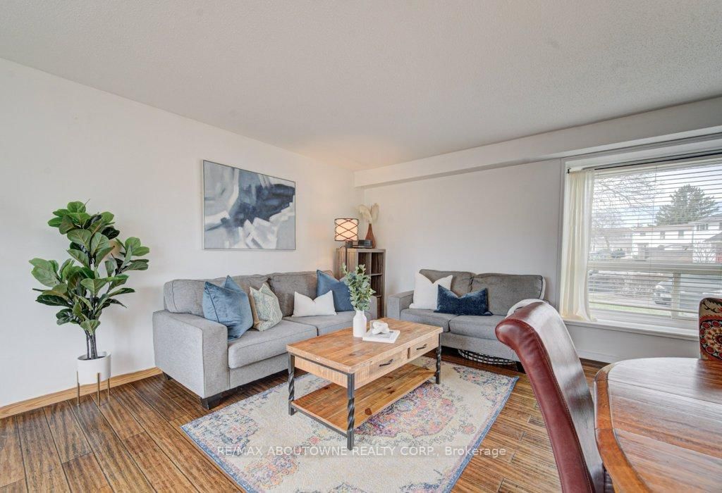 Detached House for sale at 85 Huntingwood Crescent, Brampton, Ontario, L6S 1S5 - Central Park - MLS: W13000970