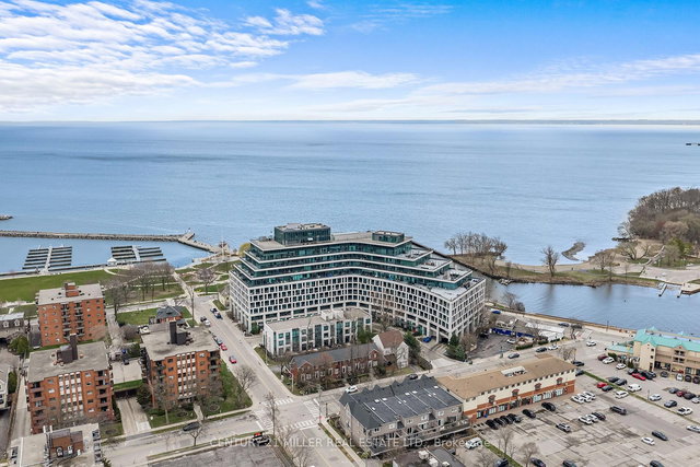 702 - 11 Bronte Road