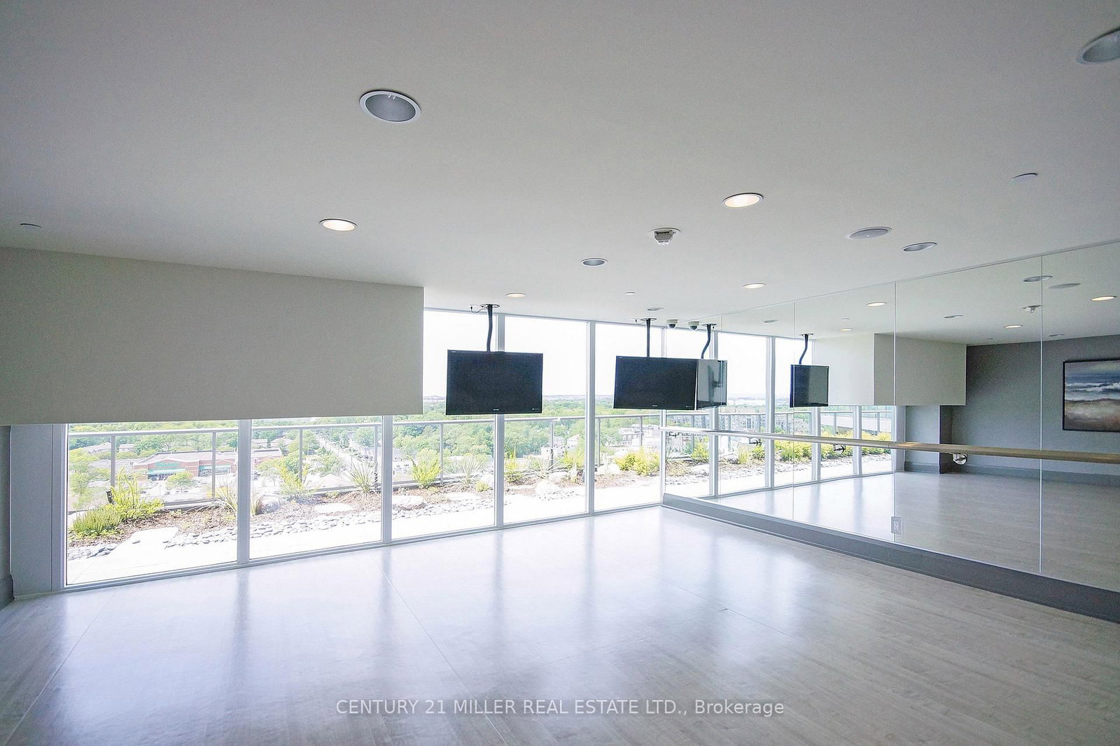 11 Bronte Road, Unit 702 - Photo 28