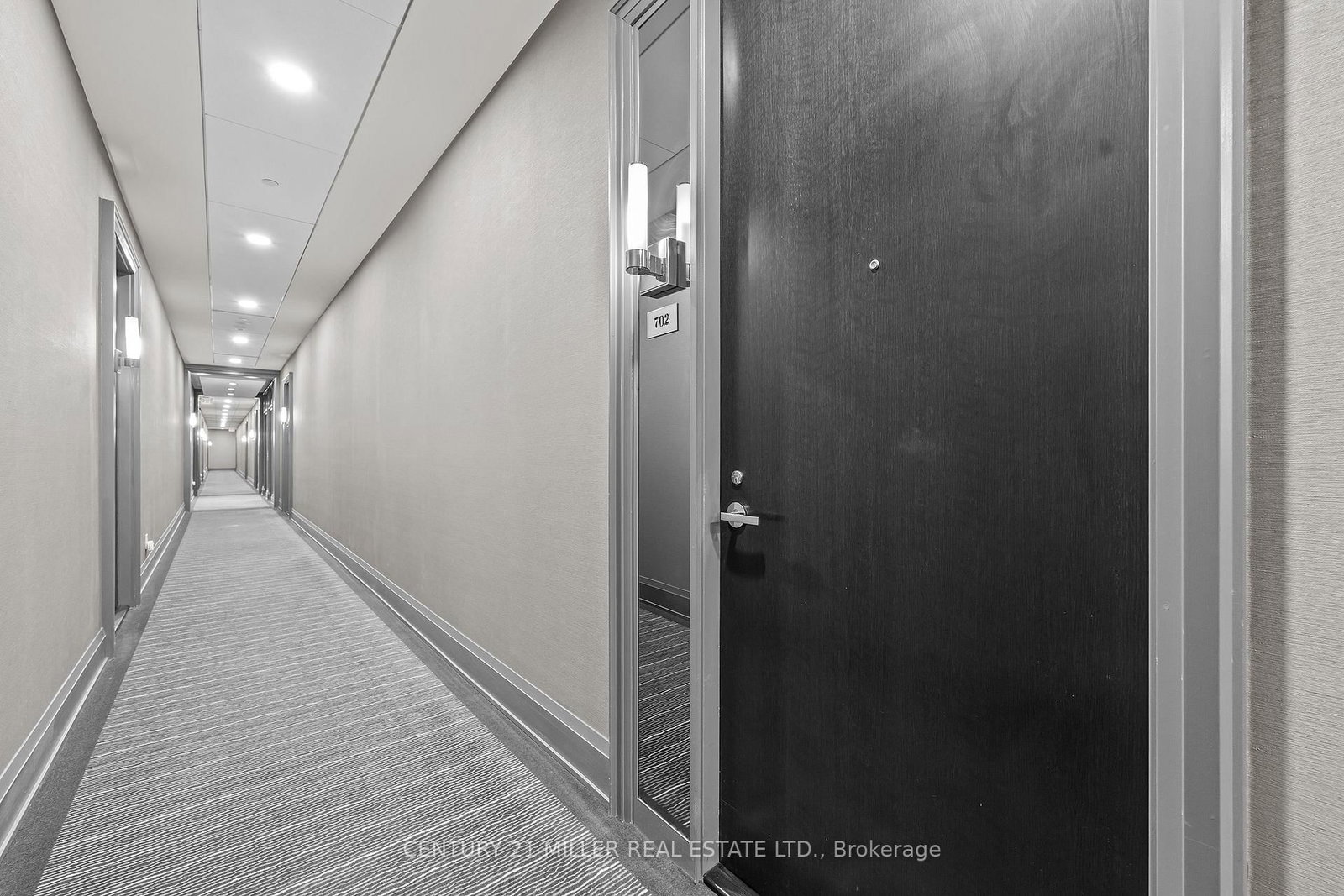 11 Bronte Road, Unit 702 - Photo 4