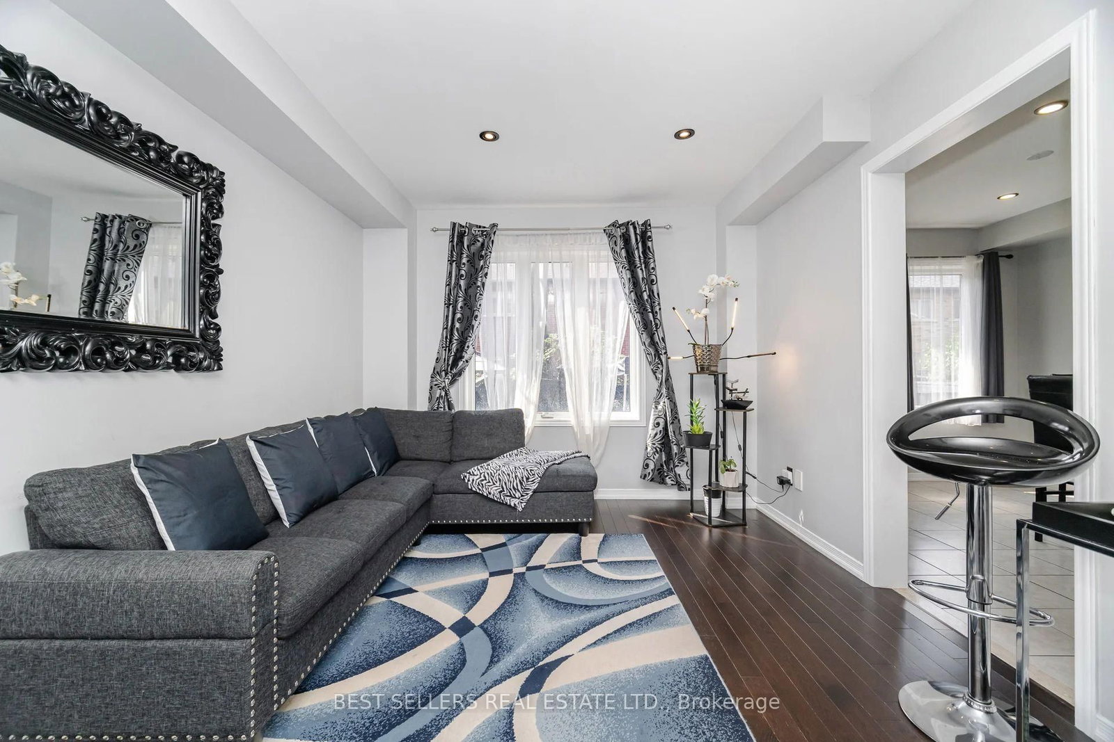 Townhouse for sale at 416 Duncan Lane, Milton, Ontario, L9T 0V3 - Scott - MLS: W13001032