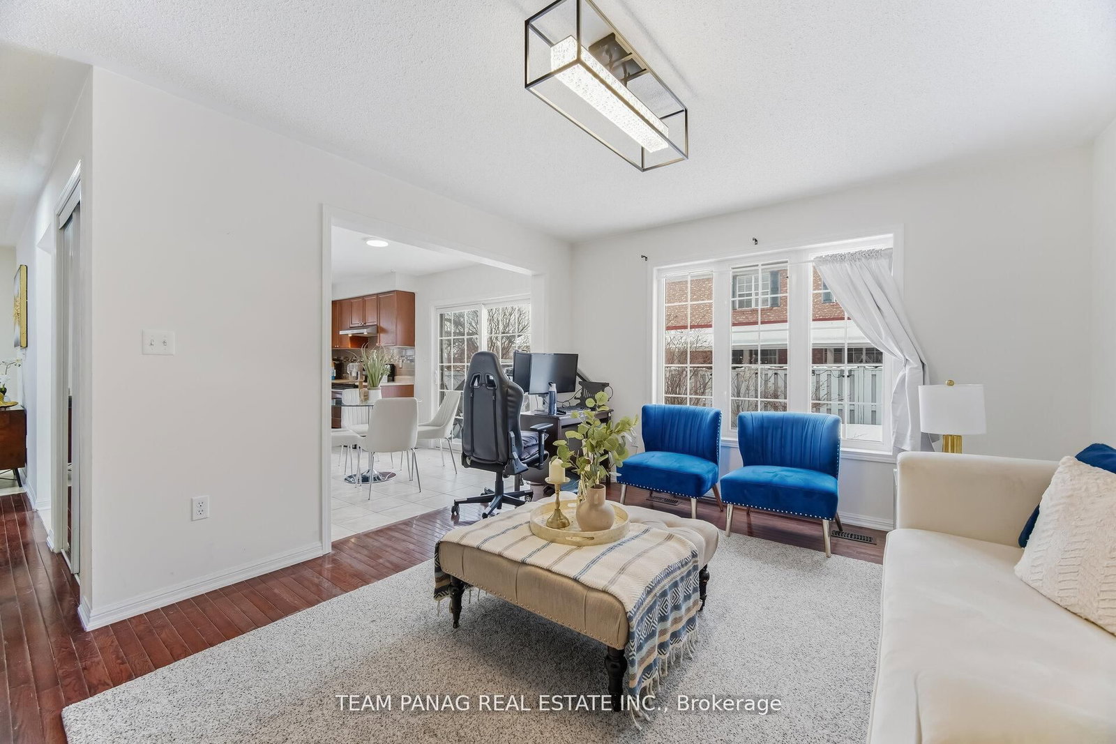 Detached House for sale at 3 Decker Hollow Circle, Brampton, Ontario, L6X 0L1 - Credit Valley - MLS: W13001144