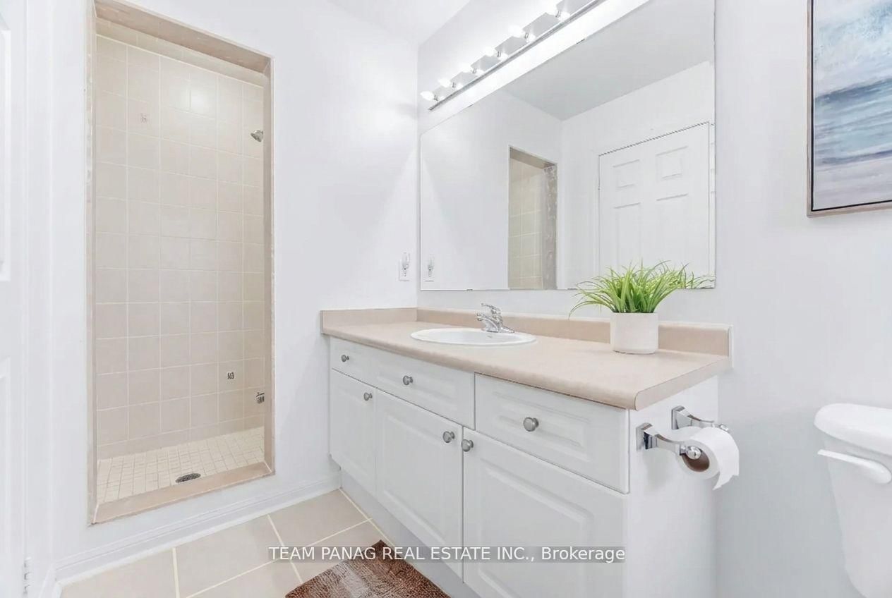 Detached House for sale at 3 Decker Hollow Circle, Brampton, Ontario, L6X 0L1 - Credit Valley - MLS: W13001144