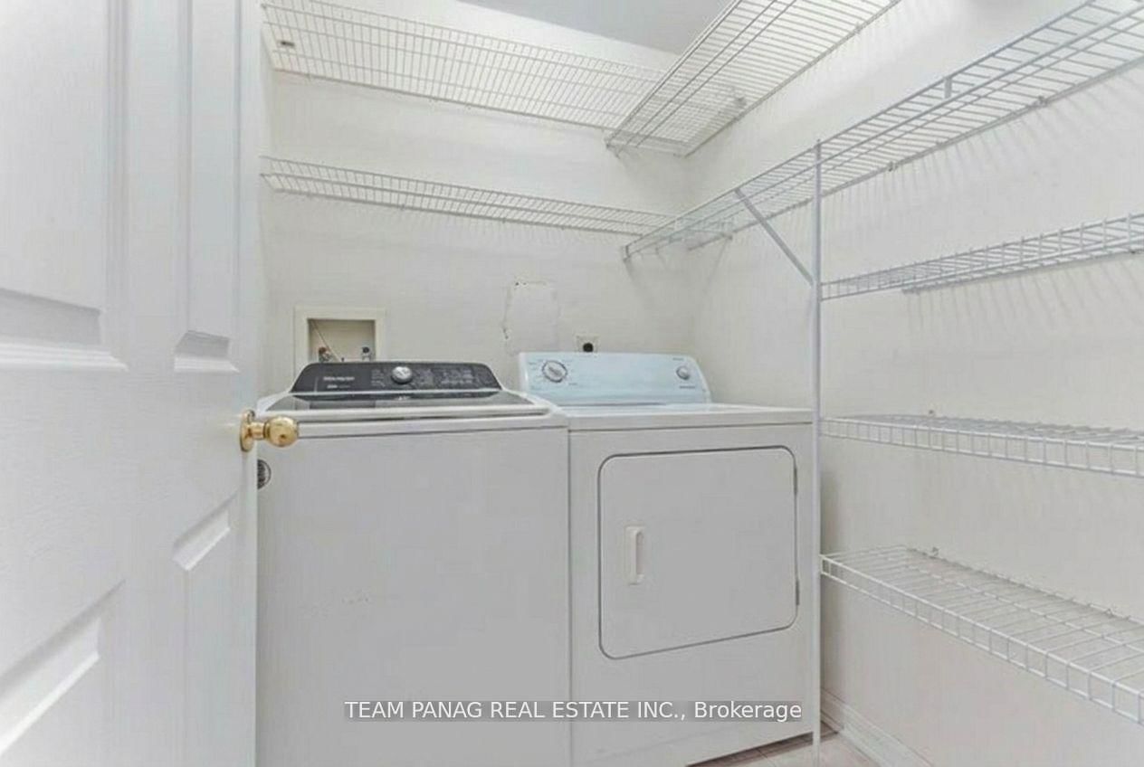 Detached House for sale at 3 Decker Hollow Circle, Brampton, Ontario, L6X 0L1 - Credit Valley - MLS: W13001144