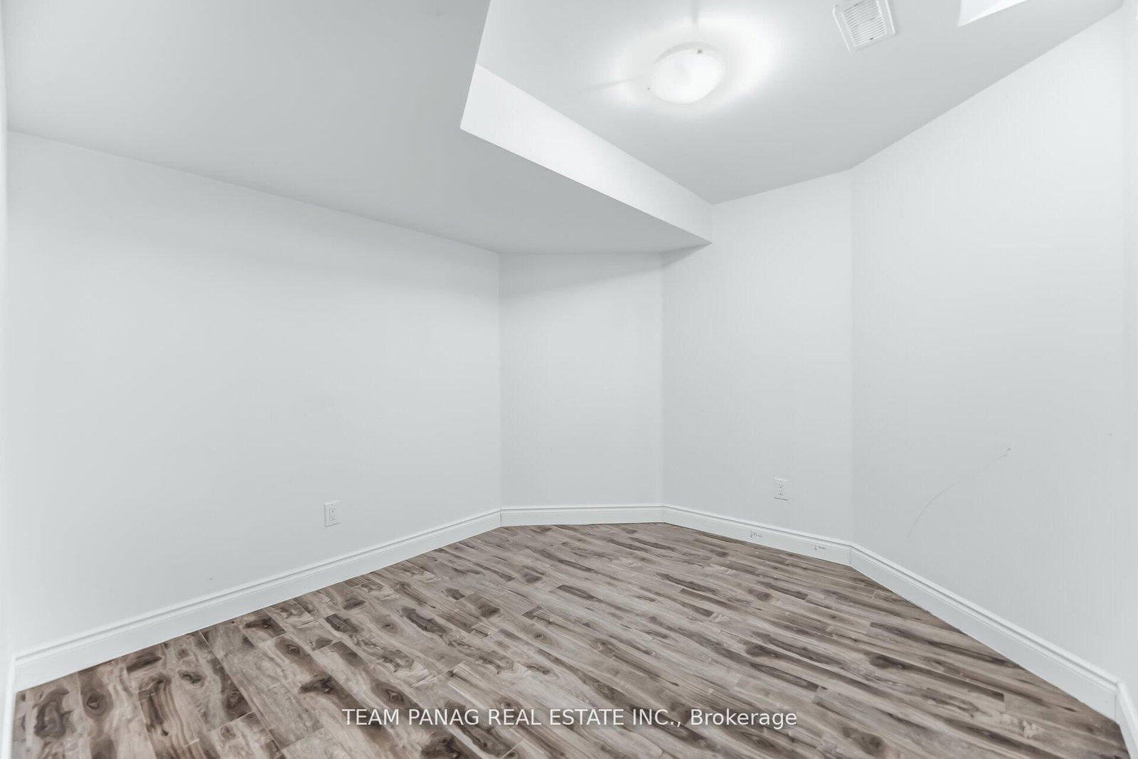 Detached House for sale at 3 Decker Hollow Circle, Brampton, Ontario, L6X 0L1 - Credit Valley - MLS: W13001144