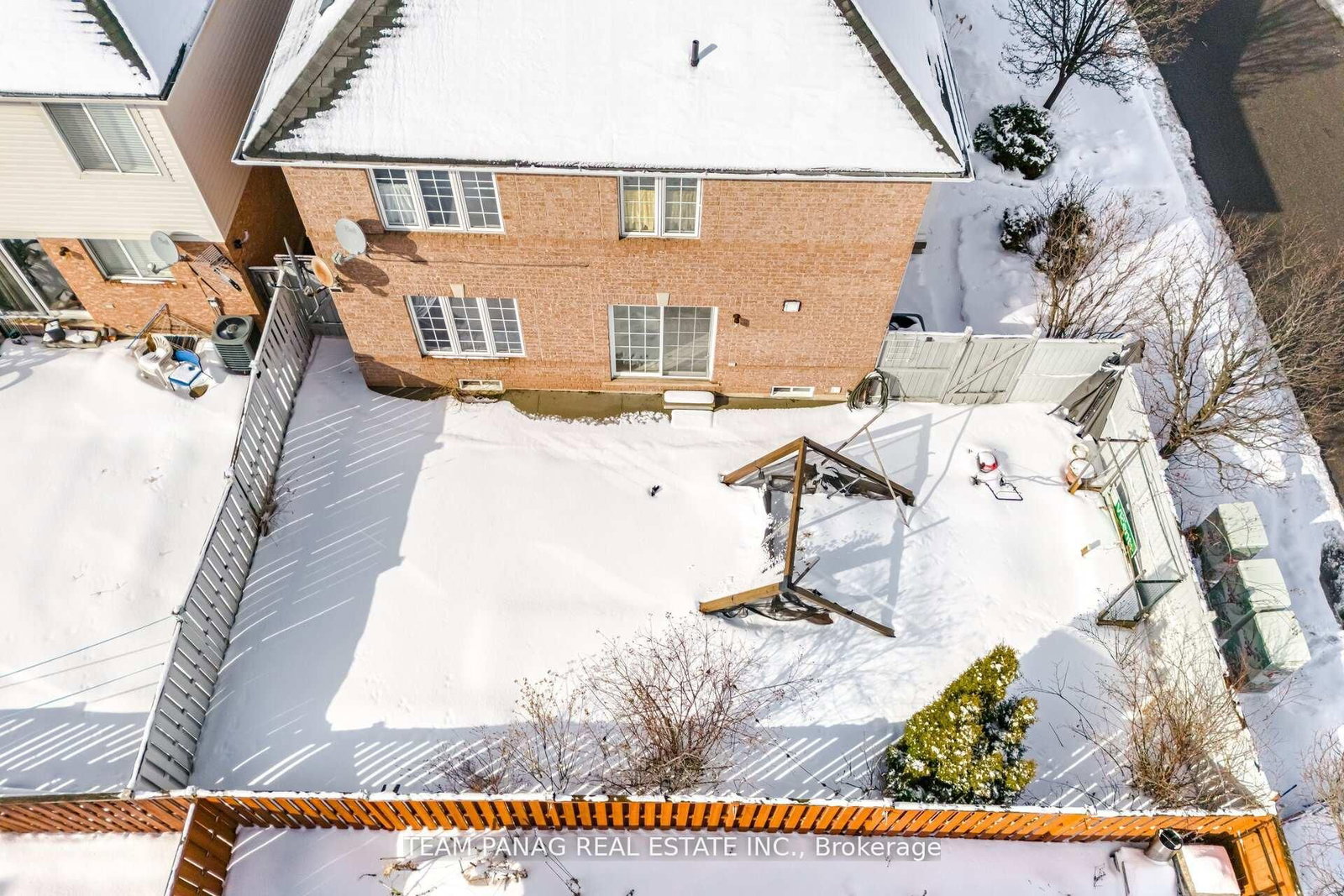 Detached House for sale at 3 Decker Hollow Circle, Brampton, Ontario, L6X 0L1 - Credit Valley - MLS: W13001144