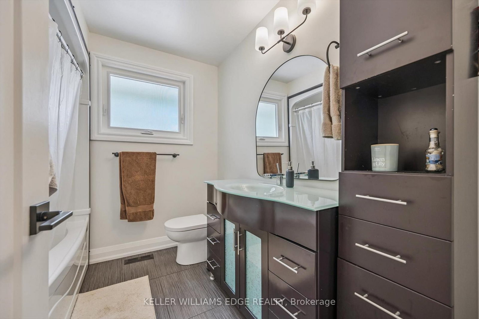 Detached House for sale at 132 Osborne Crescent, Oakville, Ontario, L6H 1G1 - College Park - MLS: W13001180