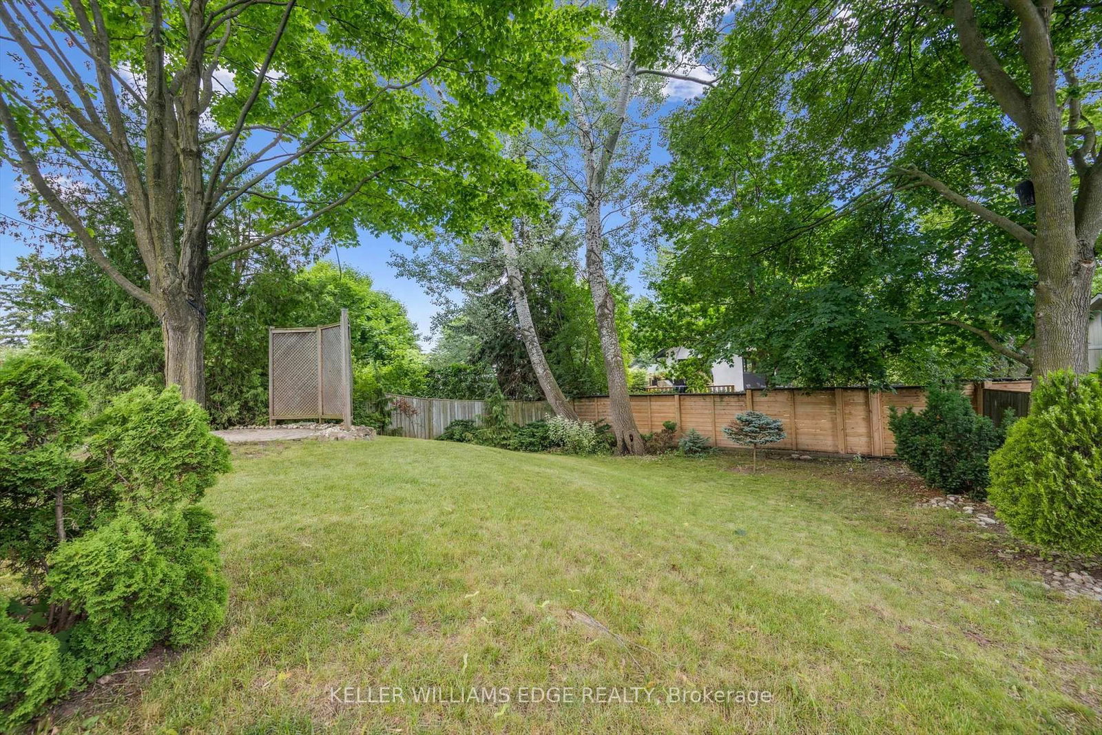 Detached House for sale at 132 Osborne Crescent, Oakville, Ontario, L6H 1G1 - College Park - MLS: W13001180