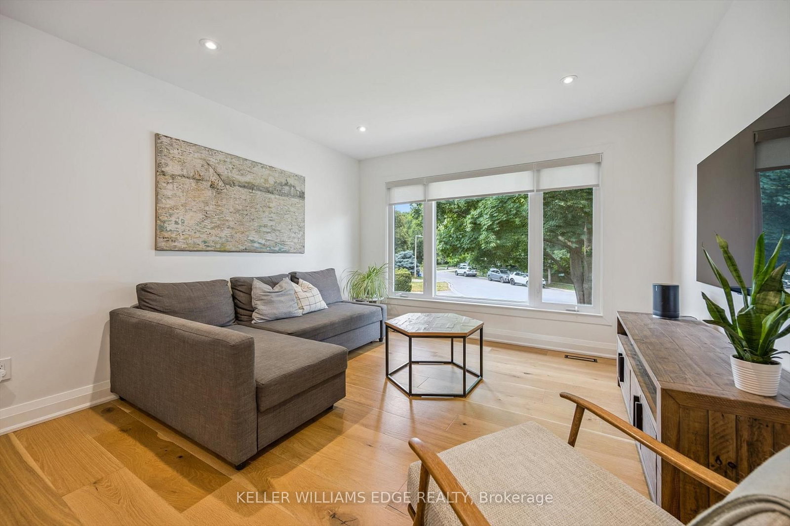 Detached House for sale at 132 Osborne Crescent, Oakville, Ontario, L6H 1G1 - College Park - MLS: W13001180