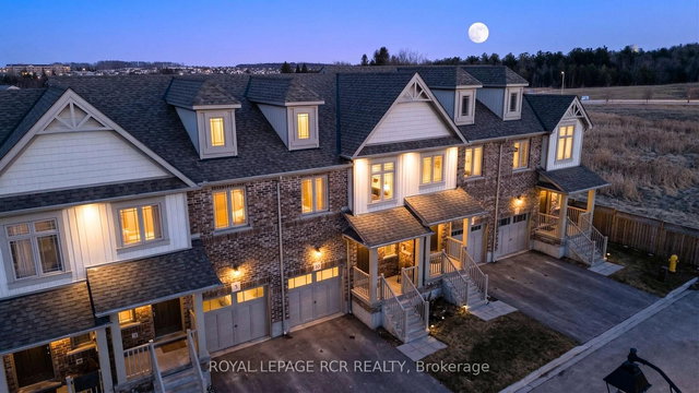 10 - 124 Parkinson Crescent