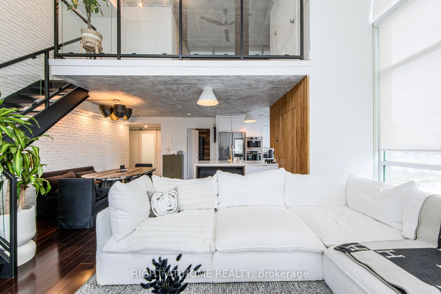 250 Manitoba Street SE, Unit 728 - Photo 18