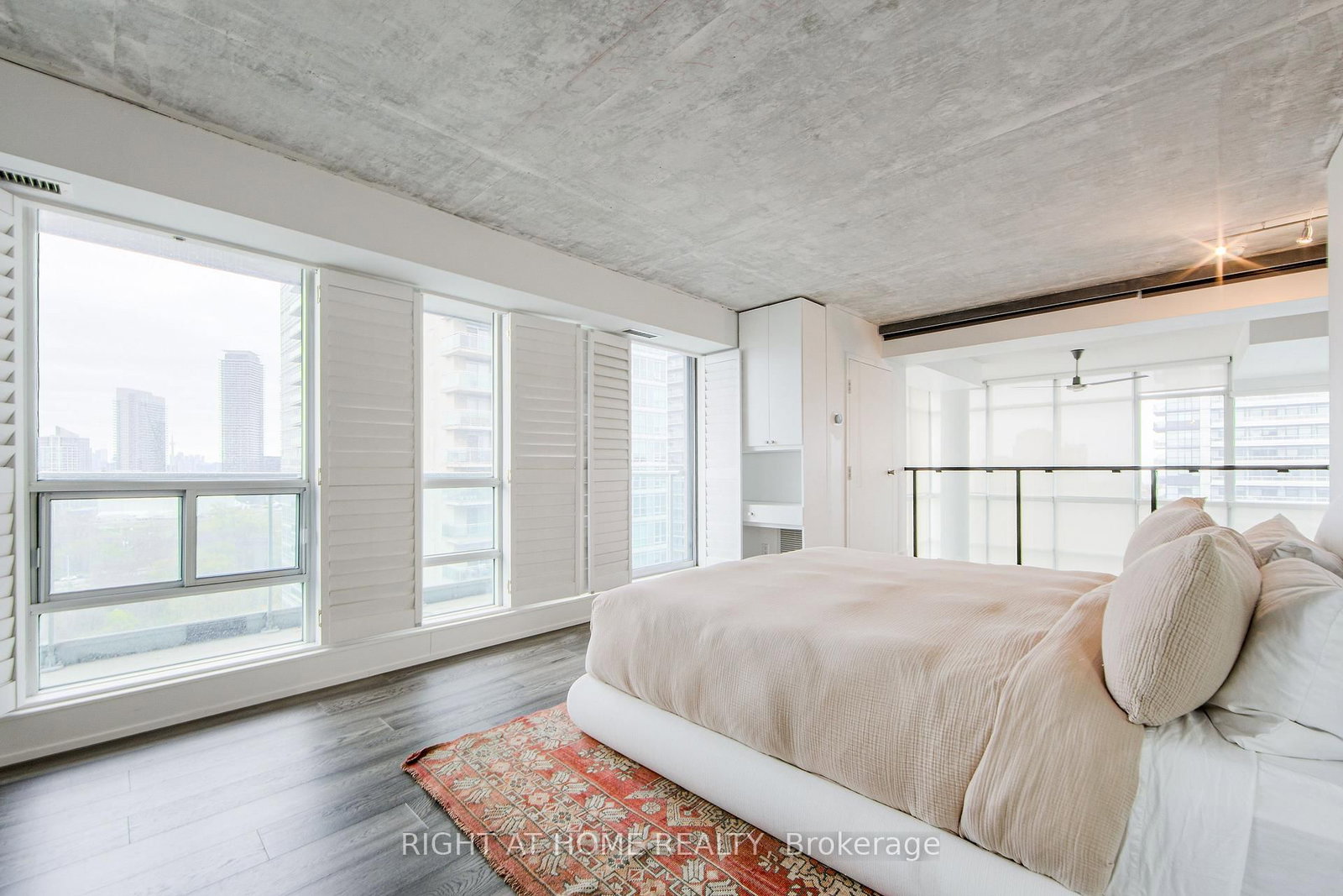 250 Manitoba Street SE, Unit 728 - Photo 8