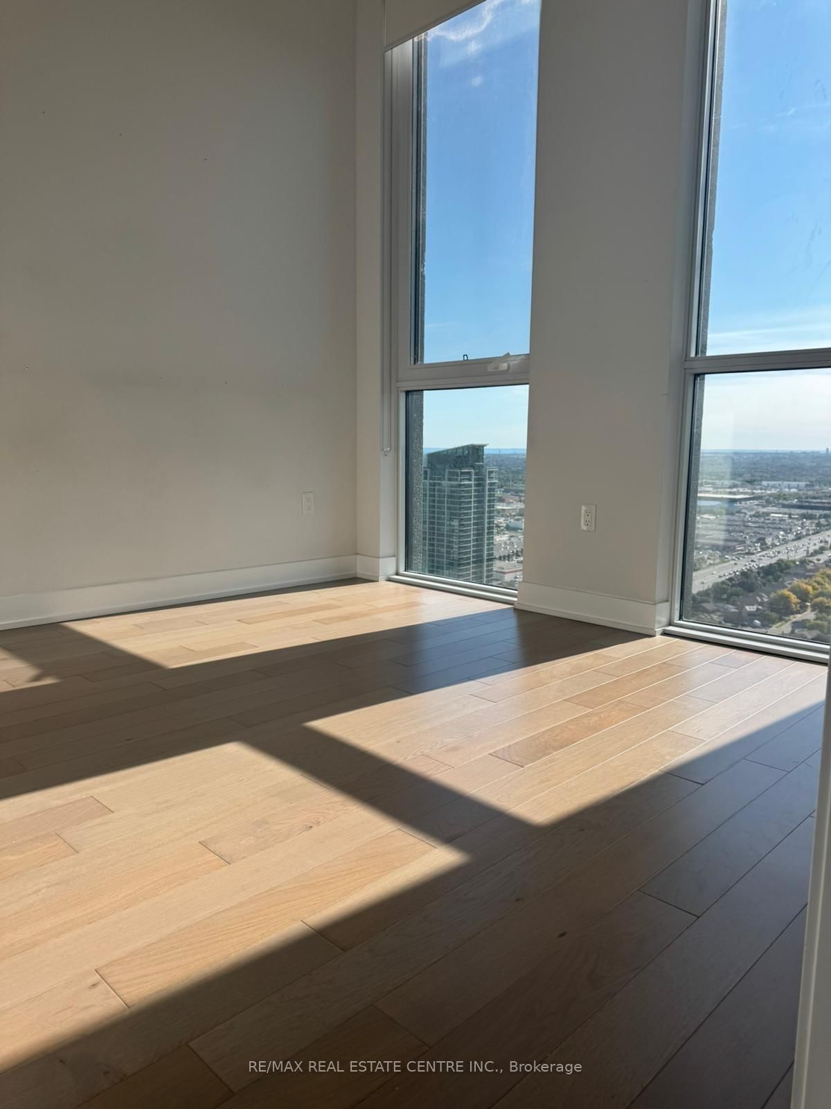 4055 Parkside Village Drive, Unit PH1 - Photo 3