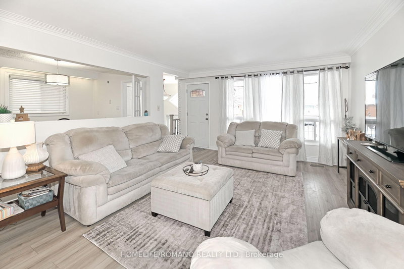 58 Hisey Cres, Toronto, M3N 1V1 | Image 3